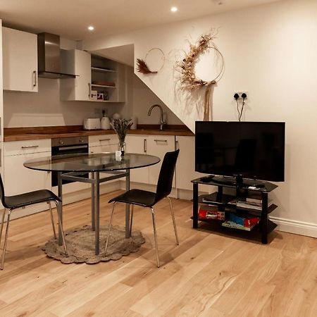 Amber Apartment Oxford Buitenkant foto